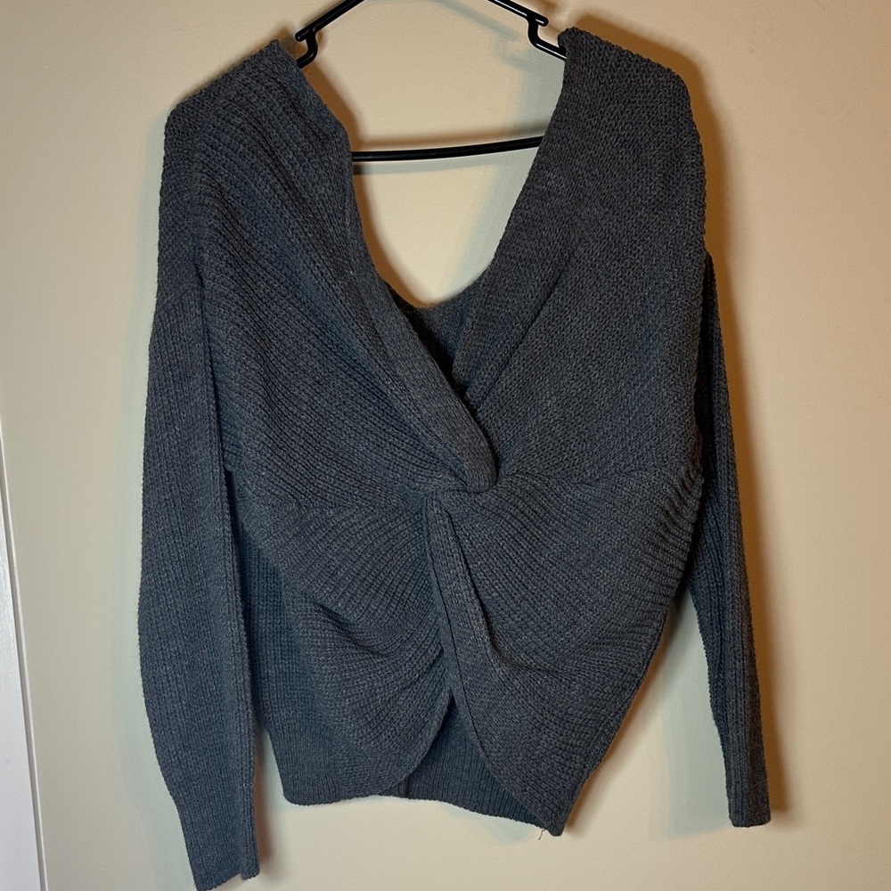 American Eagle Don’t Ask Why Twist Back Gray Sweater